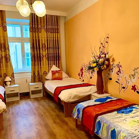 Blue Rose Apartment *